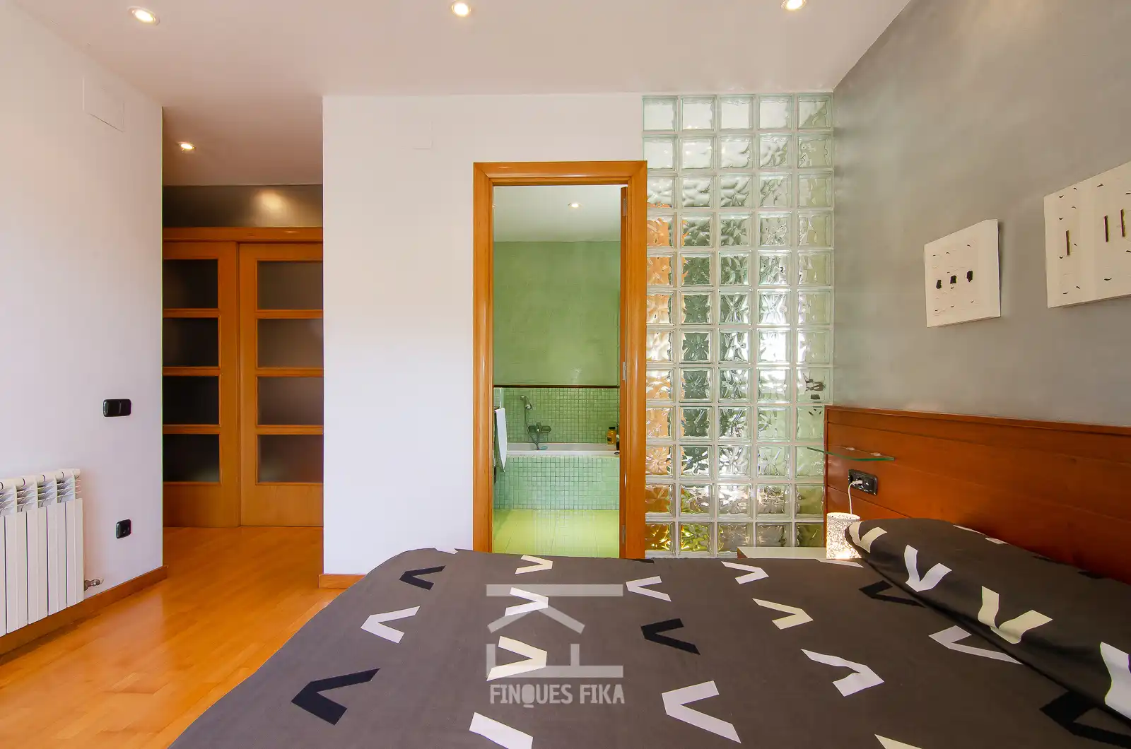 Habitación de Casa o chalet en venta en Premià de Dalt con Calefacción, Jardín privado y Terraza