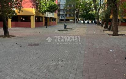 Vista exterior de Pis en venda en  Sevilla Capital