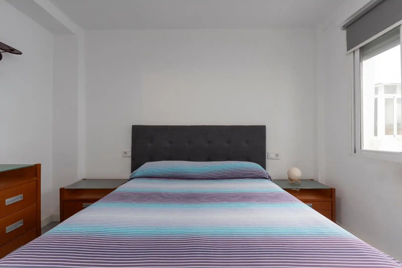 Habitación de Piso en venta en Sevilla con Aire acondicionado, Calefacción y Balcón
