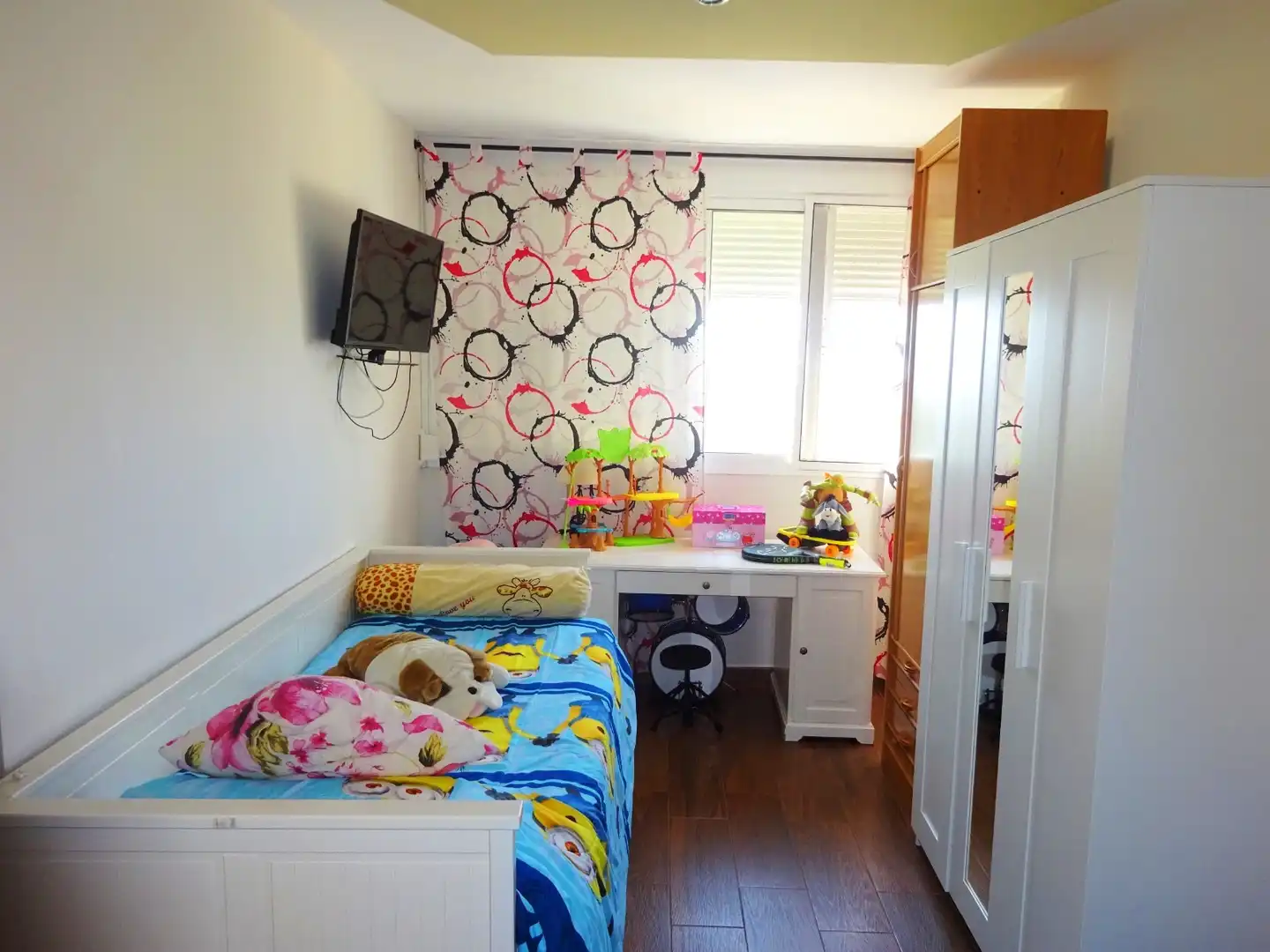 Dormitori de Casa o xalet en venda en Alhaurín de la Torre amb Aire condicionat, Jardí privat i Piscina