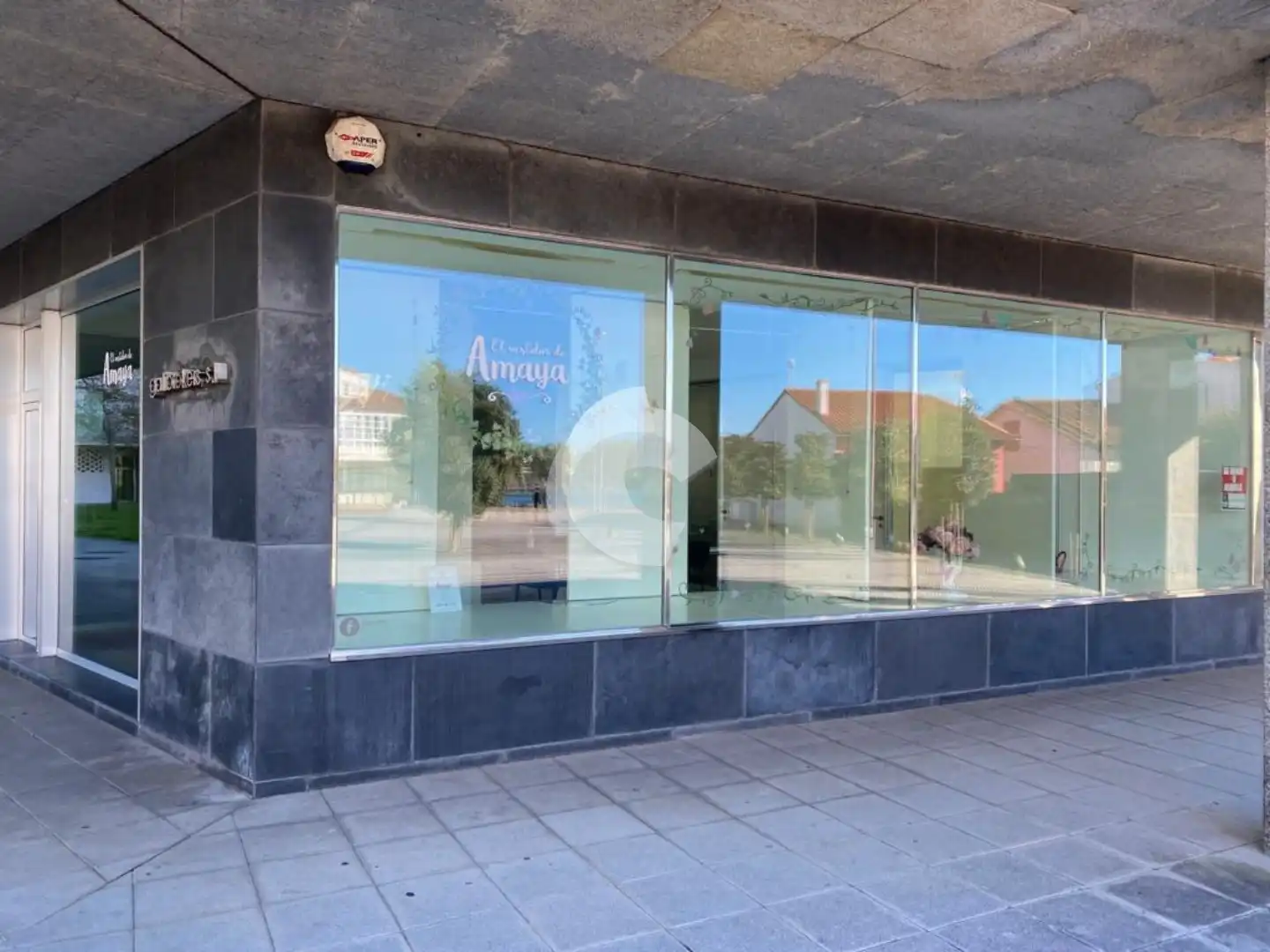 Büro zum Verkauf in Oleiros mit Möbliert