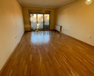 Living room of Flat for sale in  Albacete Capital  with Heating, Storage room and Balcony
