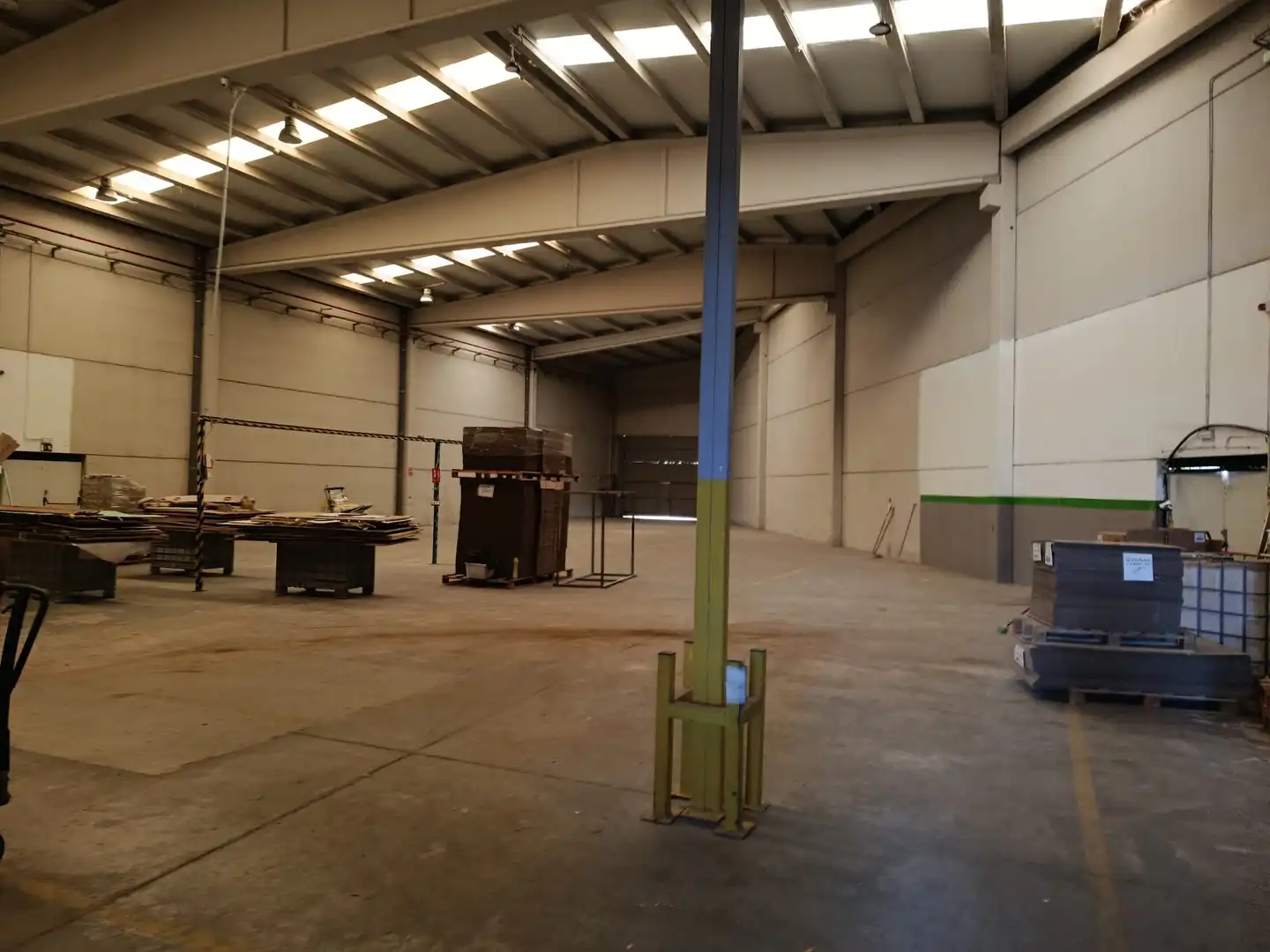 Fabrikhallen zum Verkauf in El Vendrell