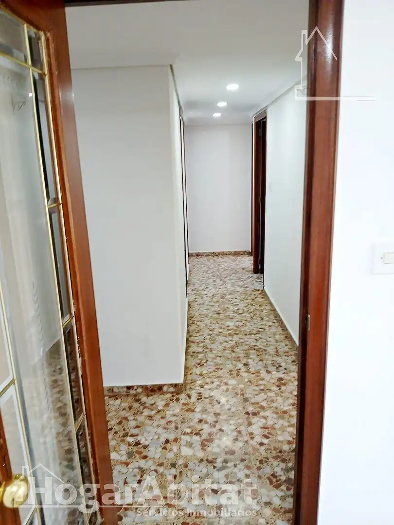 Piso en venta en Almenara con Balcón