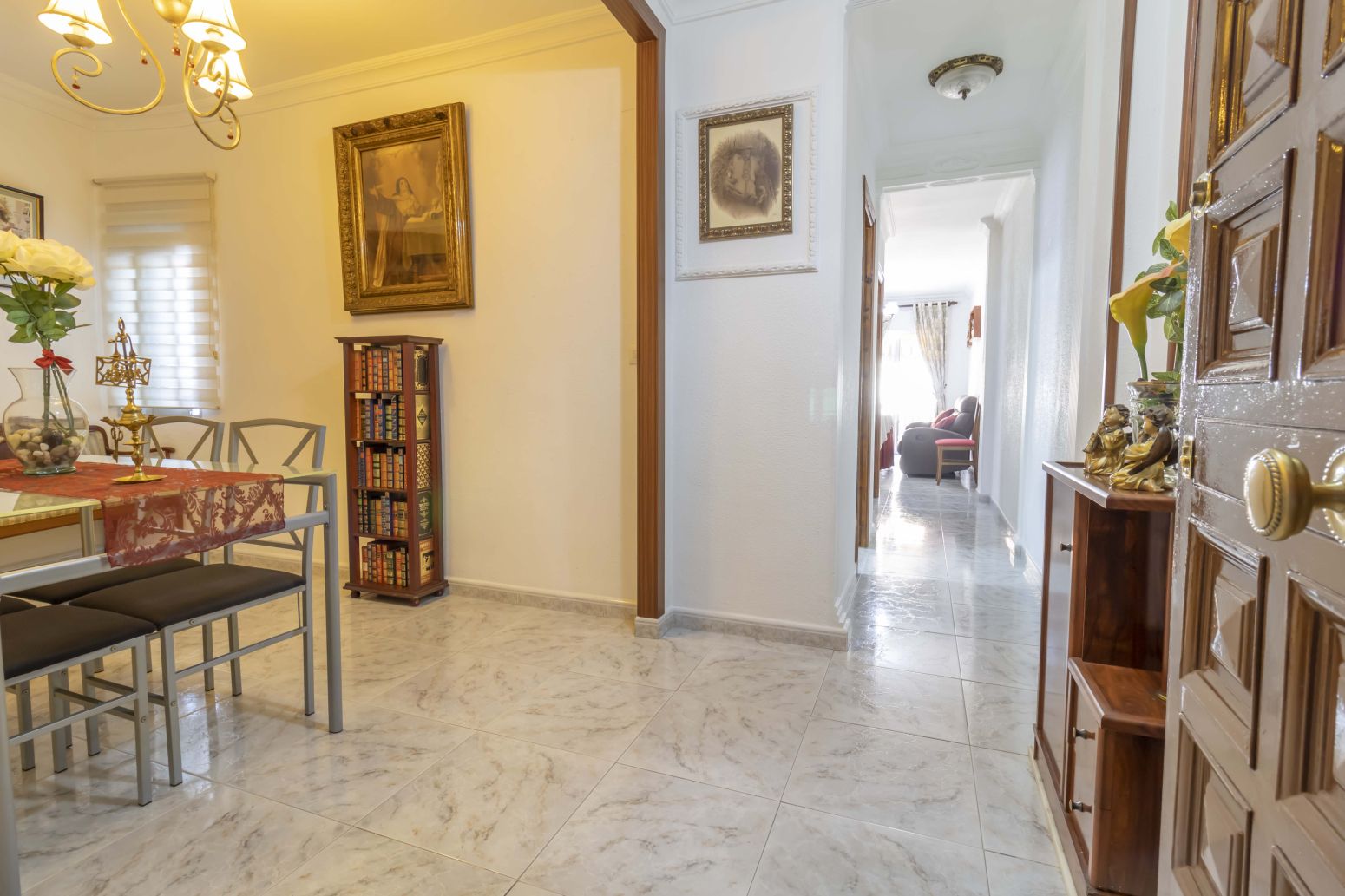 Flat for sale in  Sevilla Capital  with Air Conditioner, Terrace and Storage room