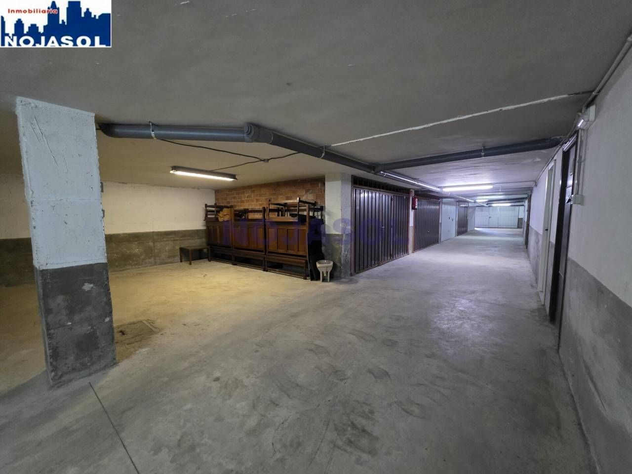 Garage for sale in Noja