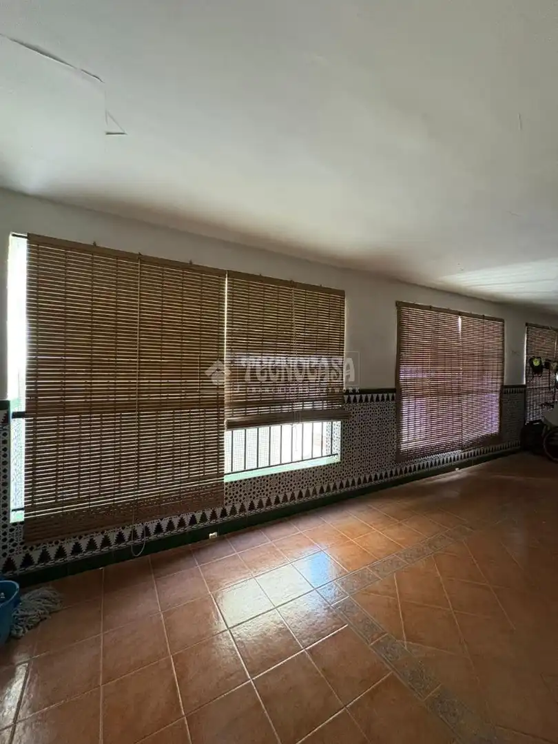 Jardín de Piso en venta en La Rinconada con Aire acondicionado, Calefacción y Terraza