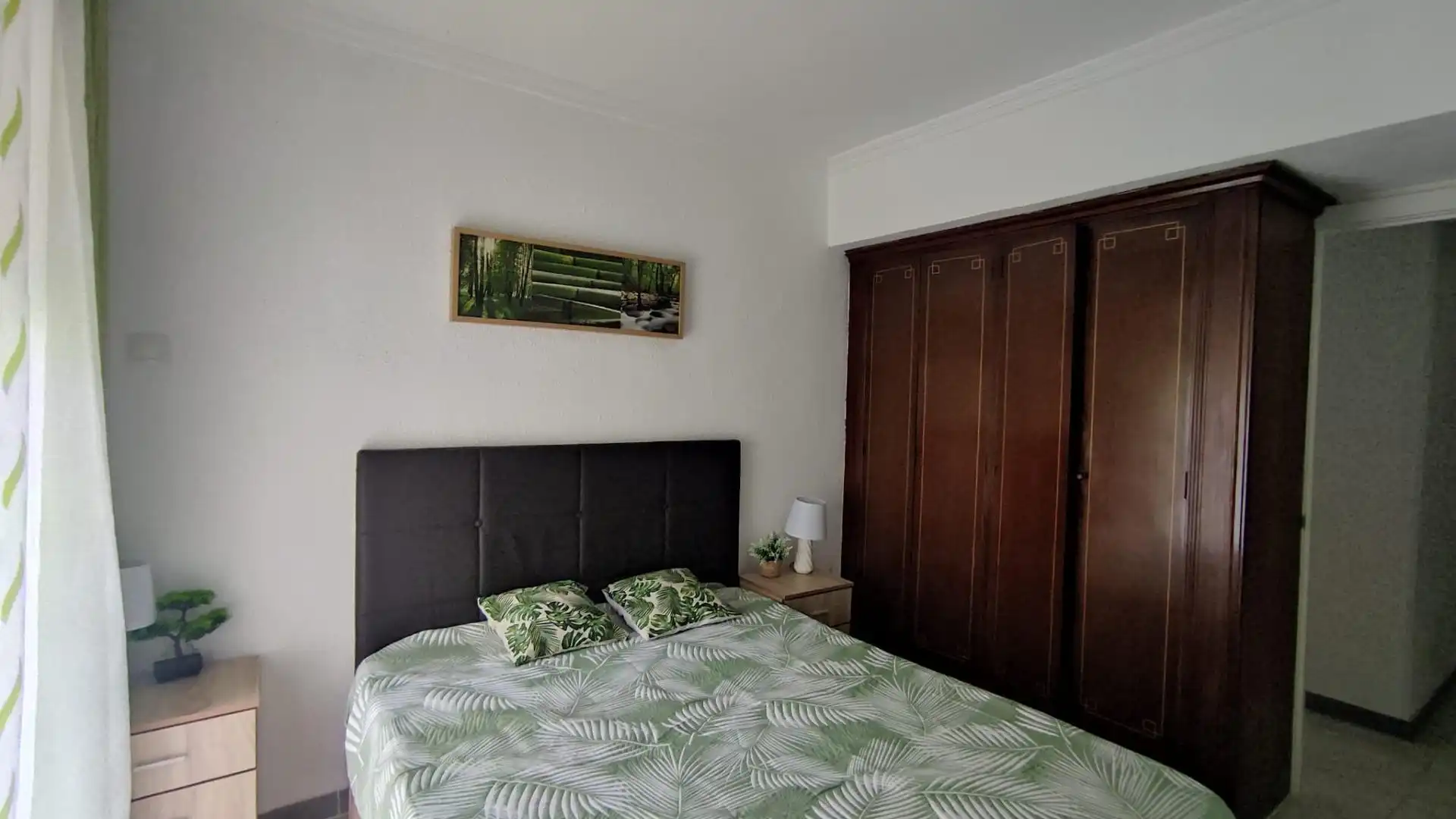 Habitación de Apartamento en venta en Alicante / Alacant con Aire acondicionado, Amueblado y Balcón