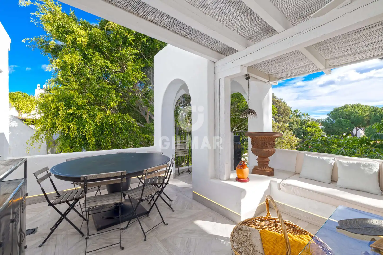 Terrasse von Maisonette zum Verkauf in Estepona mit Heizung, Abstellraum und Balkon