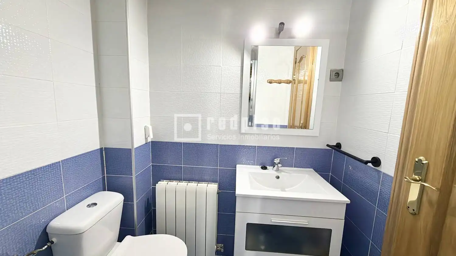 Baño de Piso en venta en Pinto con Calefacción y Terraza