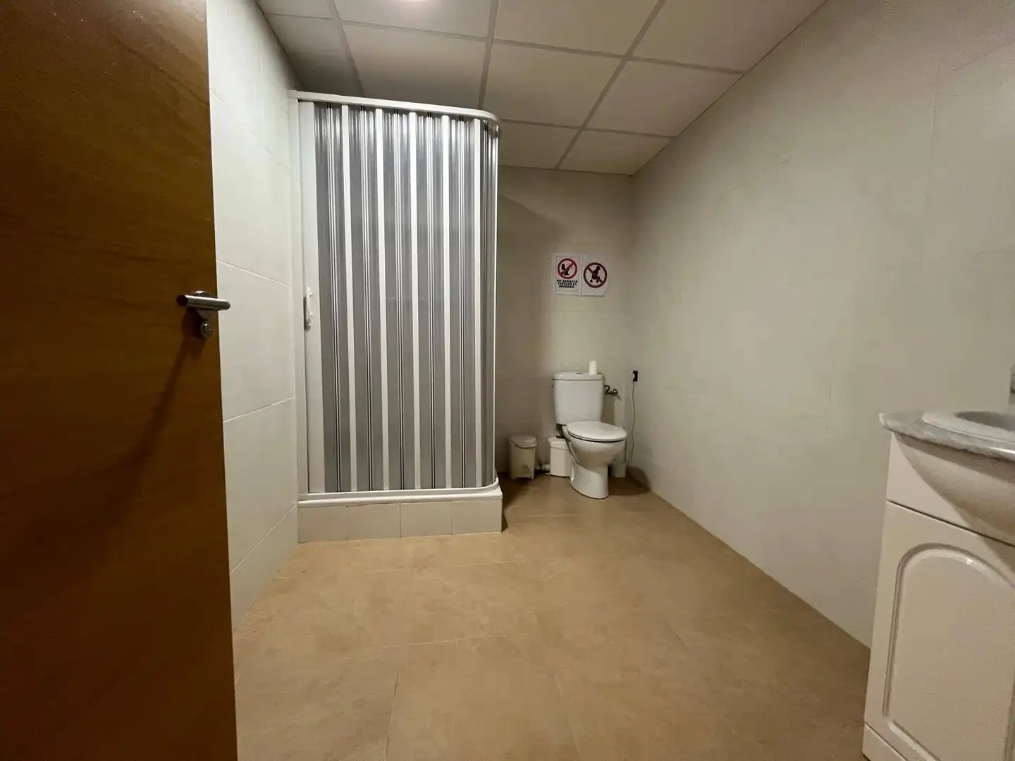 Bathroom of Houses for sale in Elche / Elx  with Air Conditioner, Private garden and Terrace