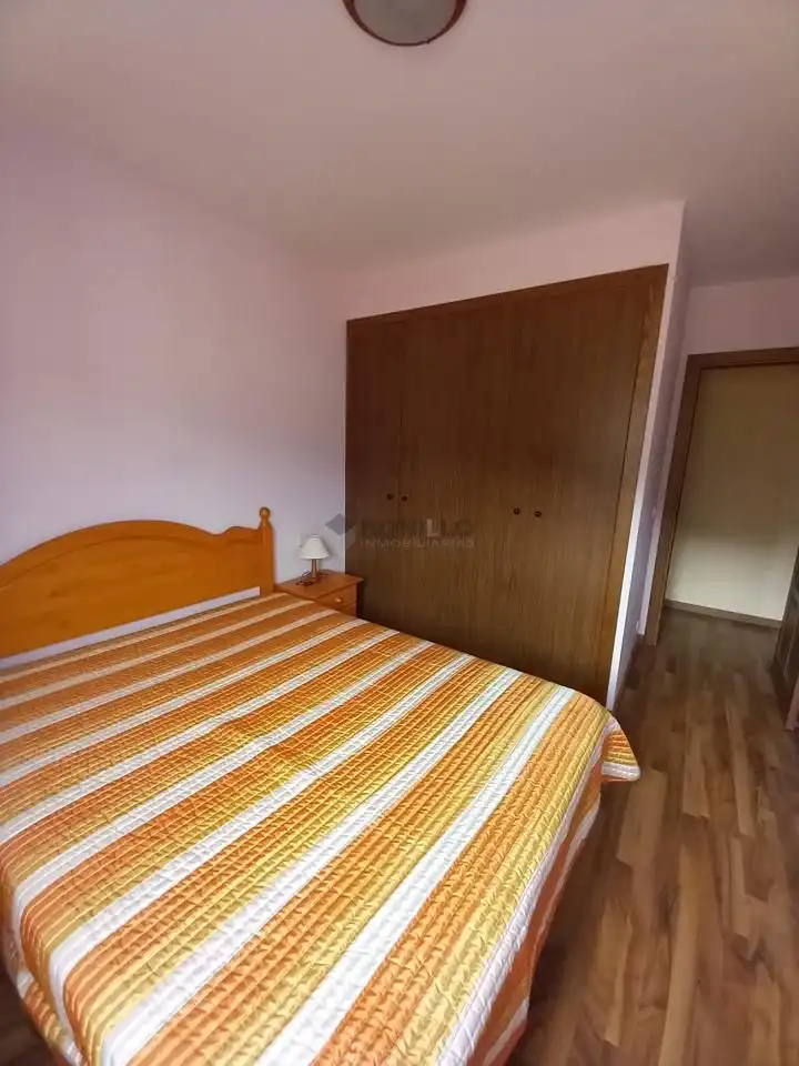 Habitación de Piso en venta en Camarena de la Sierra con Calefacción, Parquet y Amueblado