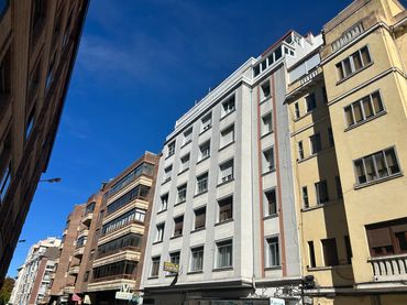 Piso con ascensor en venta en Zona Sur - Barrio Cortes