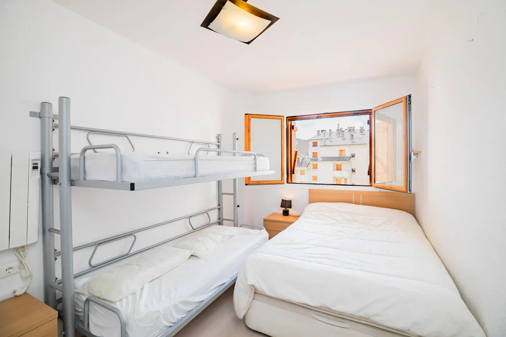 Bedroom of Flat for sale in Villanúa  with Heating, Parquet flooring and Storage room