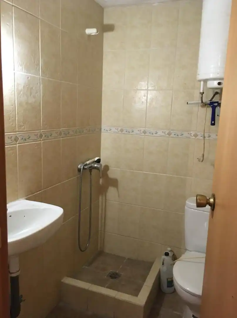 Bathroom of Commercial properties for rent in Benidorm