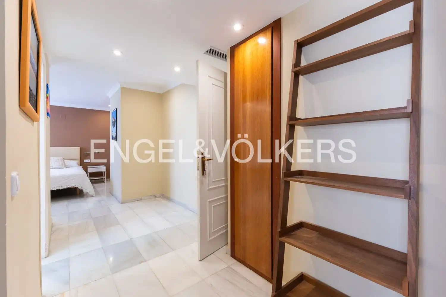 Piso en venta en Valencia con Aire acondicionado, Calefacción y Trastero