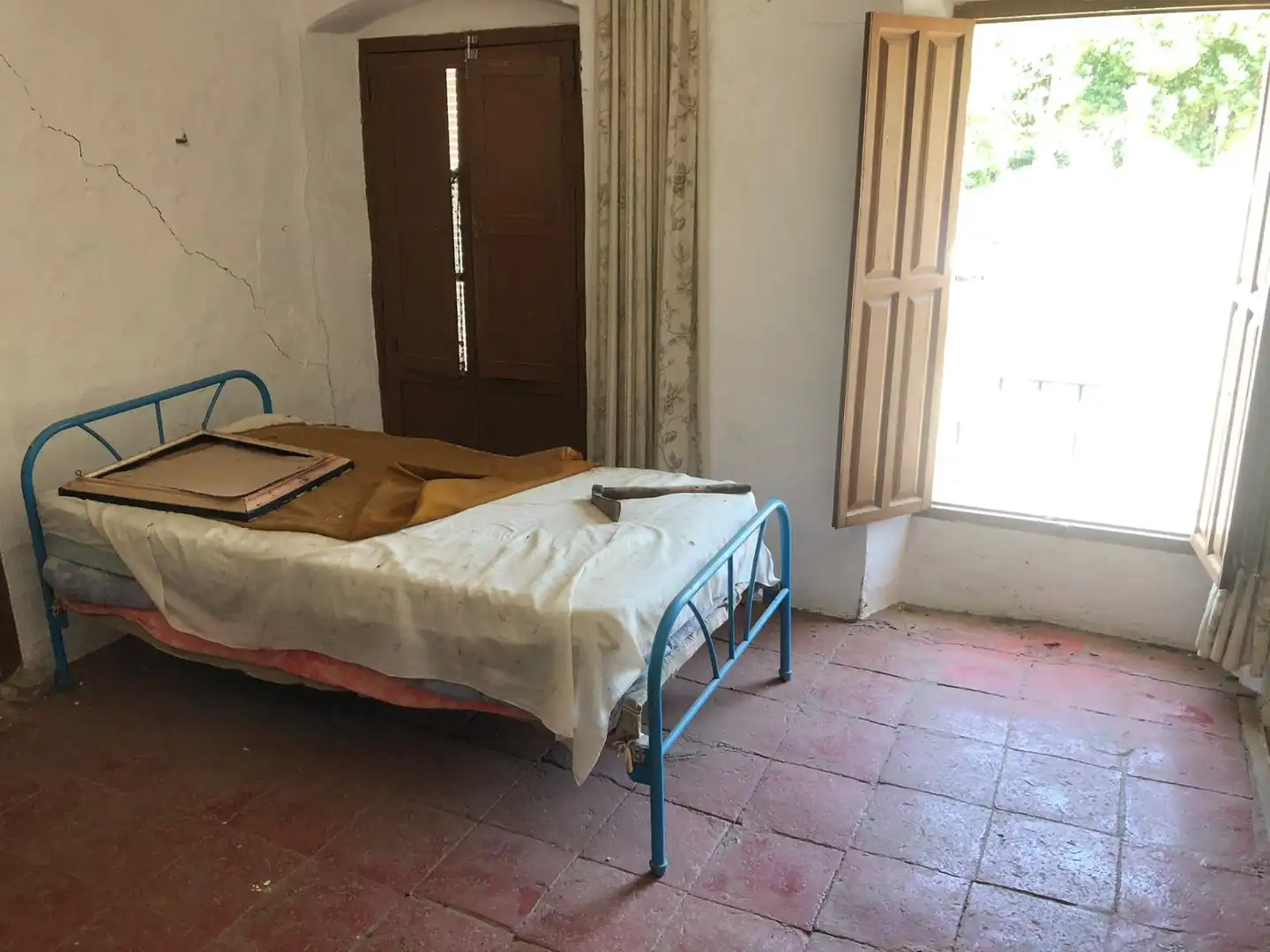 Houses for sale in Avenida SANTIAGO, 20, Cortes de la Frontera