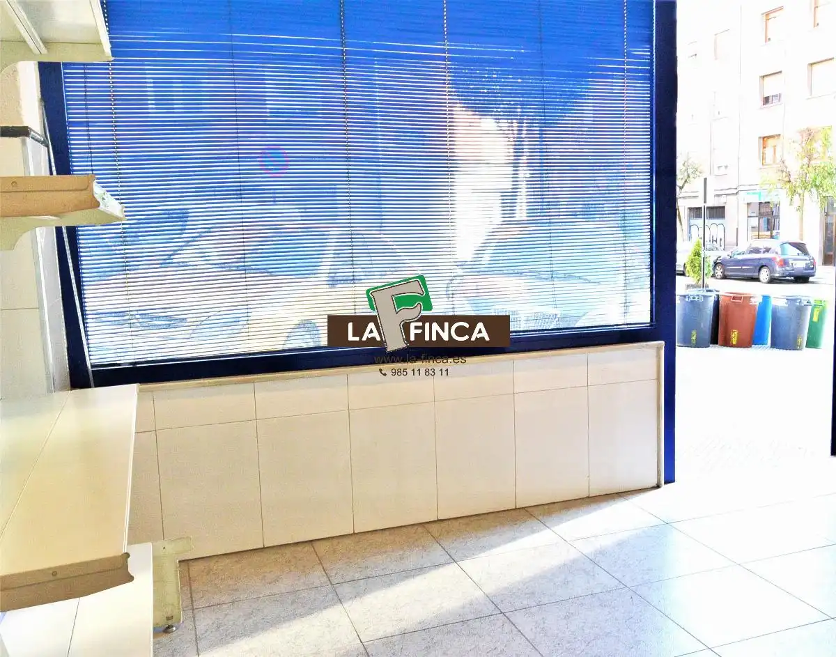 Local comercial en venta en PADRE ALLER 3, imagen 2