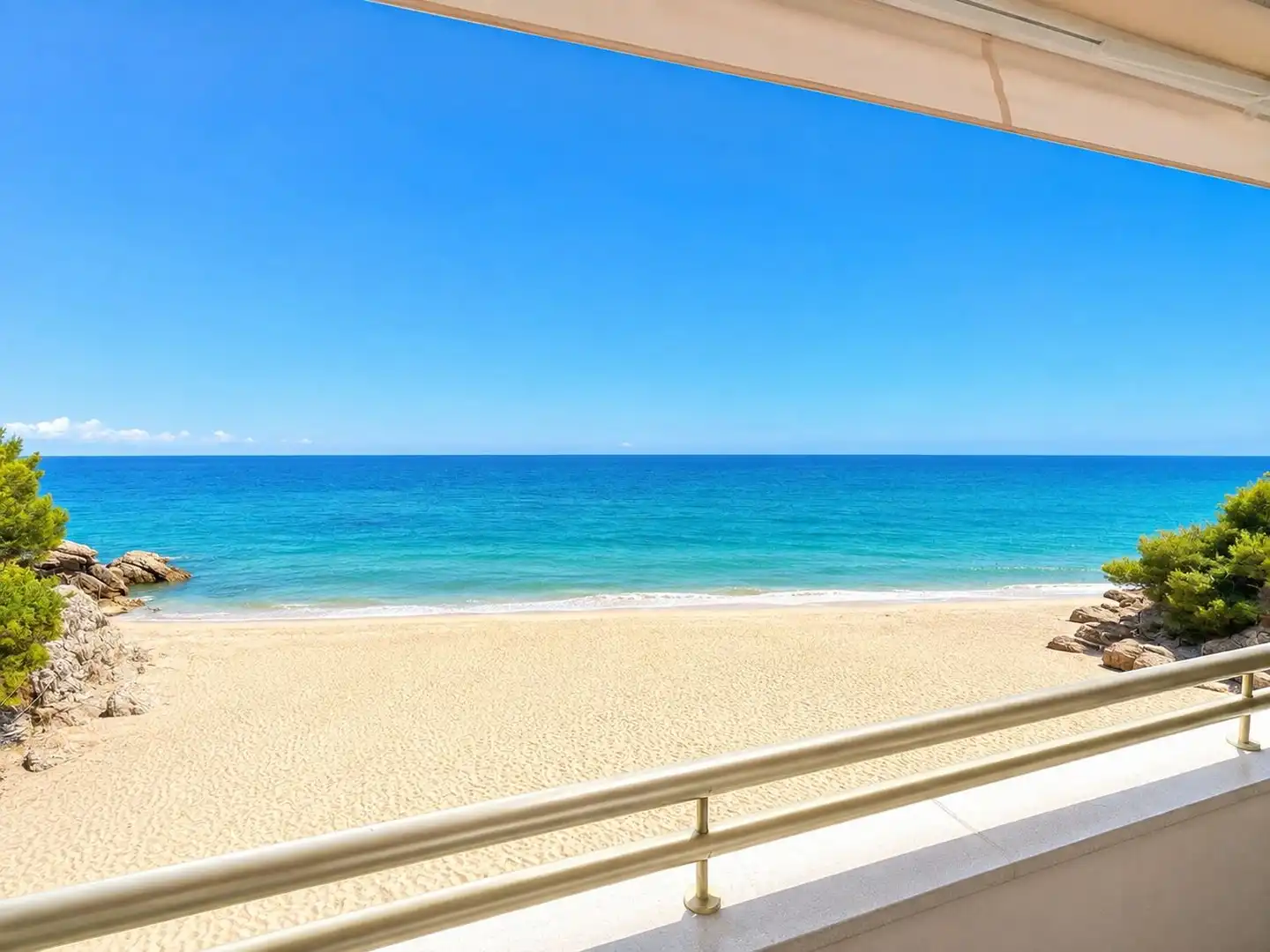 Apartamento con terraza en venta en Miami Platja, imagen 4