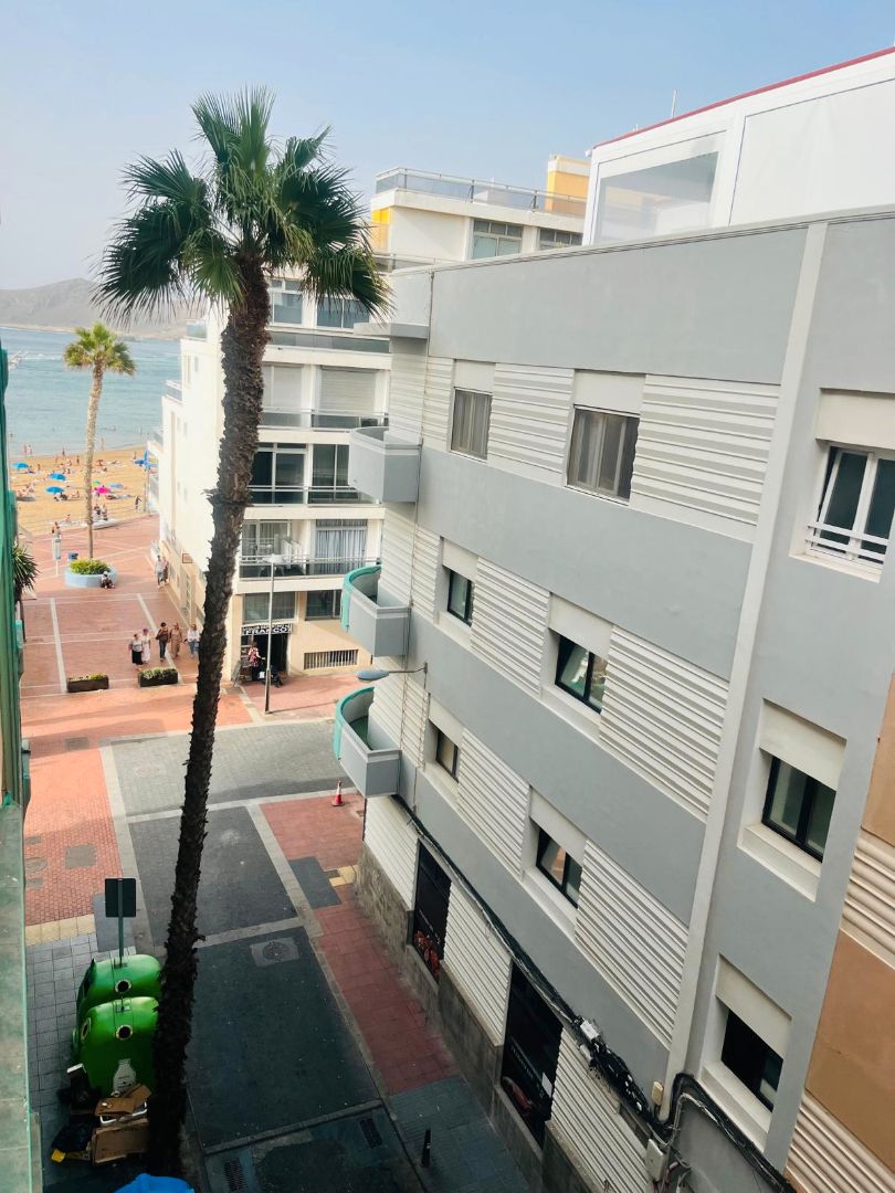 Vista exterior de Apartament de lloguer en Las Palmas de Gran Canaria amb Terrassa