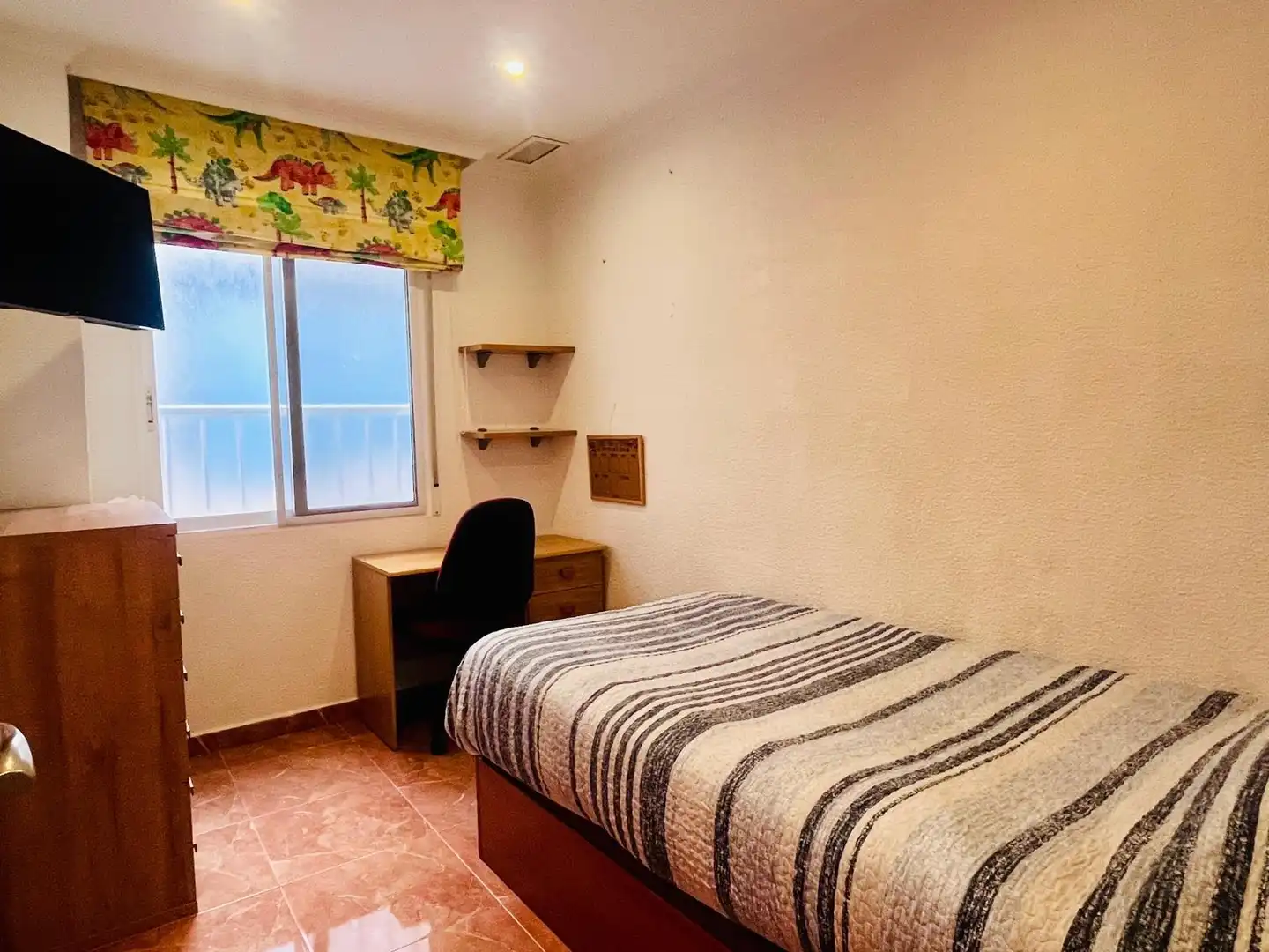 Habitación de Piso en venta en Elche / Elx con Aire acondicionado