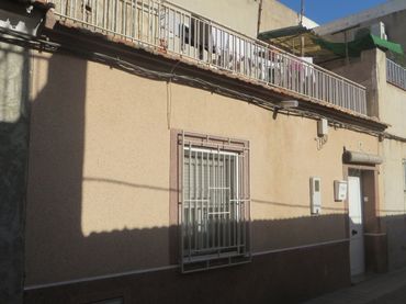 Casa in vendita a PINTOR ANTONIO MESEGUER