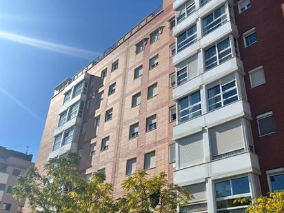 Exterior view of Flat for sale in  Madrid Capital  with Air Conditioner