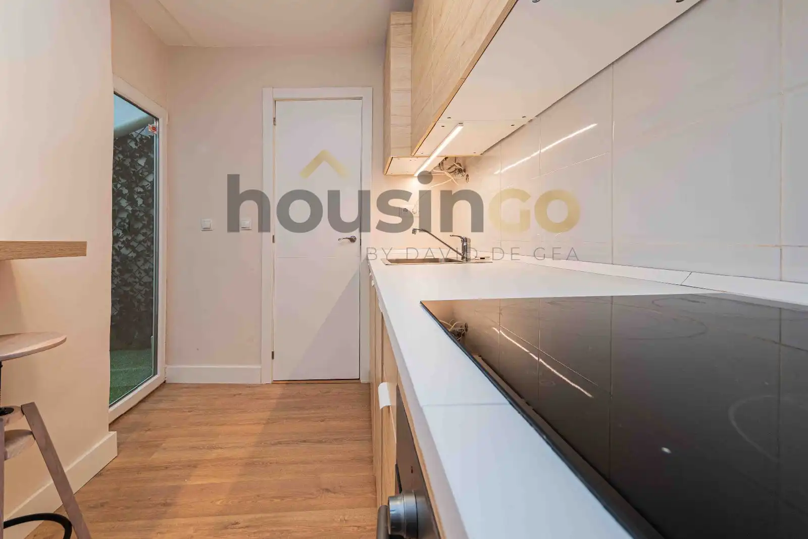 Kitchen of Flat for sale in Madrid  with Heating, Parquet flooring and Terrace