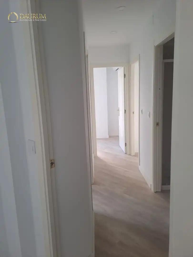 Flat for sale in Sevilla  with Air Conditioner, Heating and Terrace