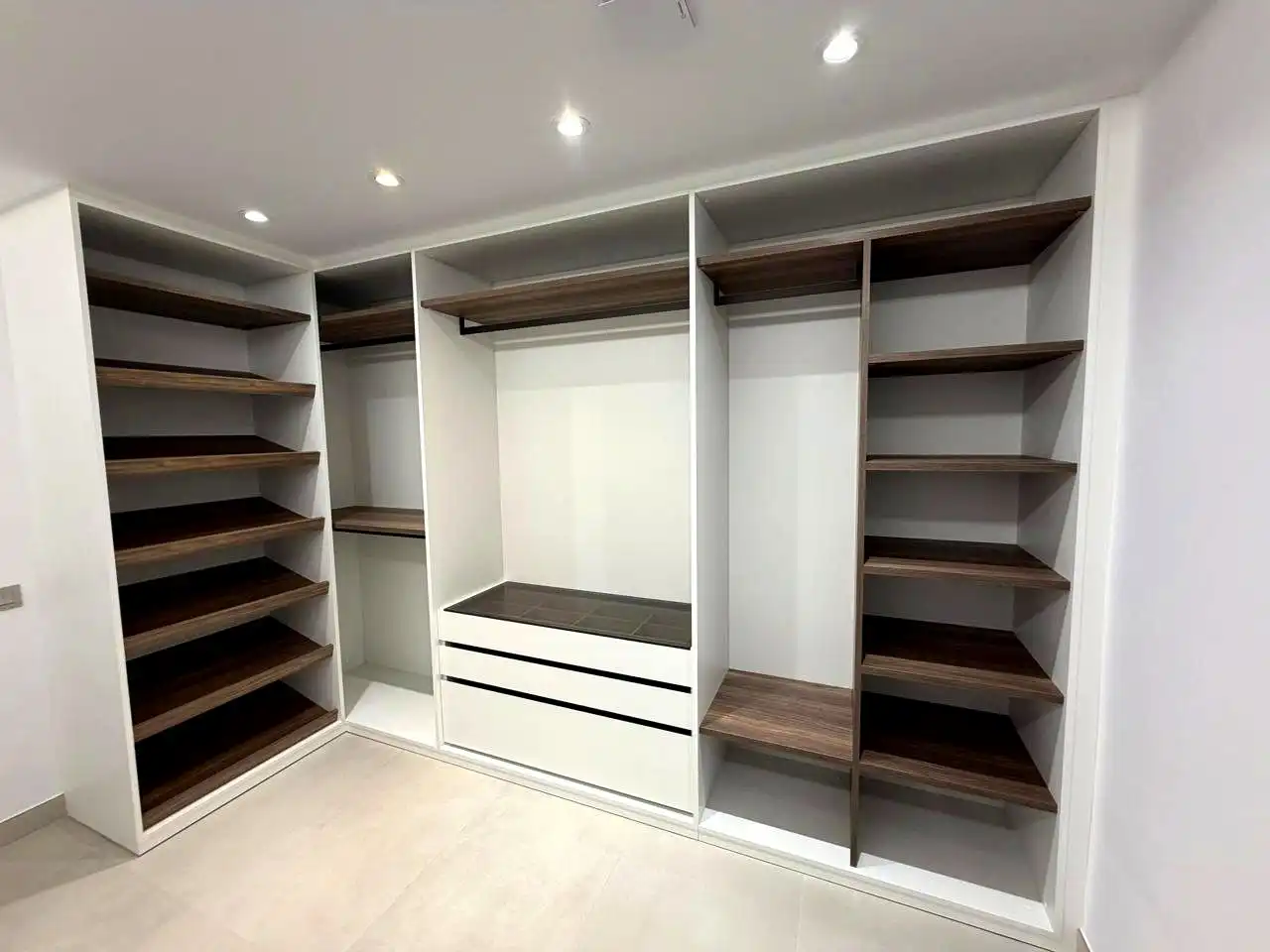 Habitación de Piso de alquiler en San Bartolomé de Tirajana con Aire acondicionado, Terraza y Internet