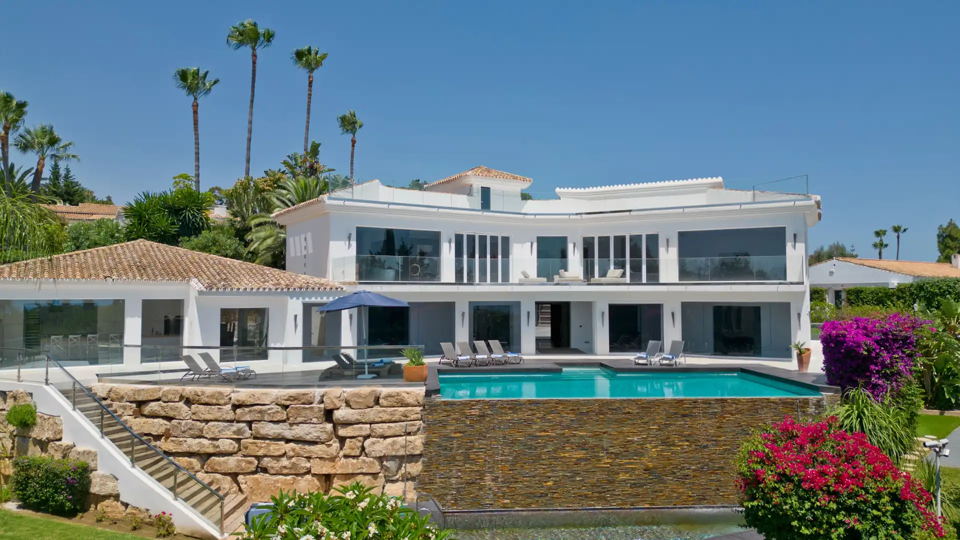 Vista exterior de Casa o chalet de alquiler en Elviria - Cabopino