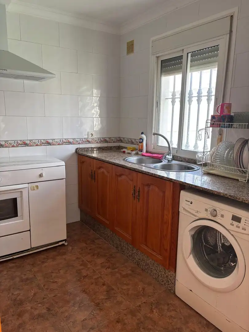 Cuina de Casa o xalet en venda en Barbate amb Terrassa i Traster