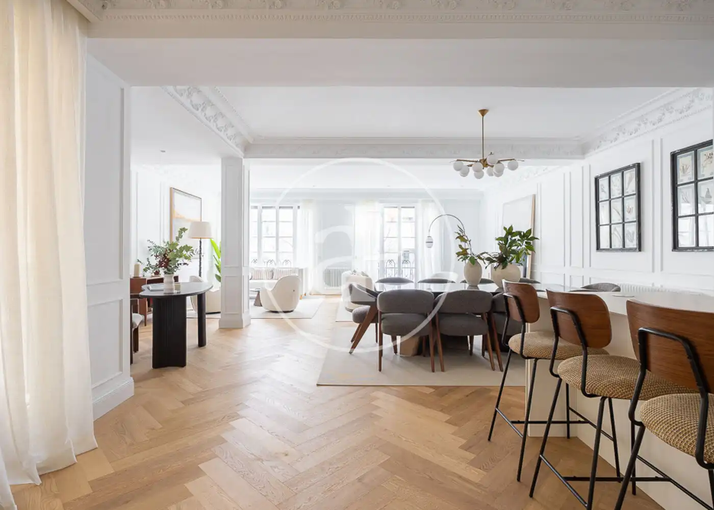 Living room of Flat for sale in Madrid  with Air Conditioner, Heating and Furnished