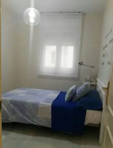 Bedroom of Flat for rent in Algeciras  with Air Conditioner and Furnished