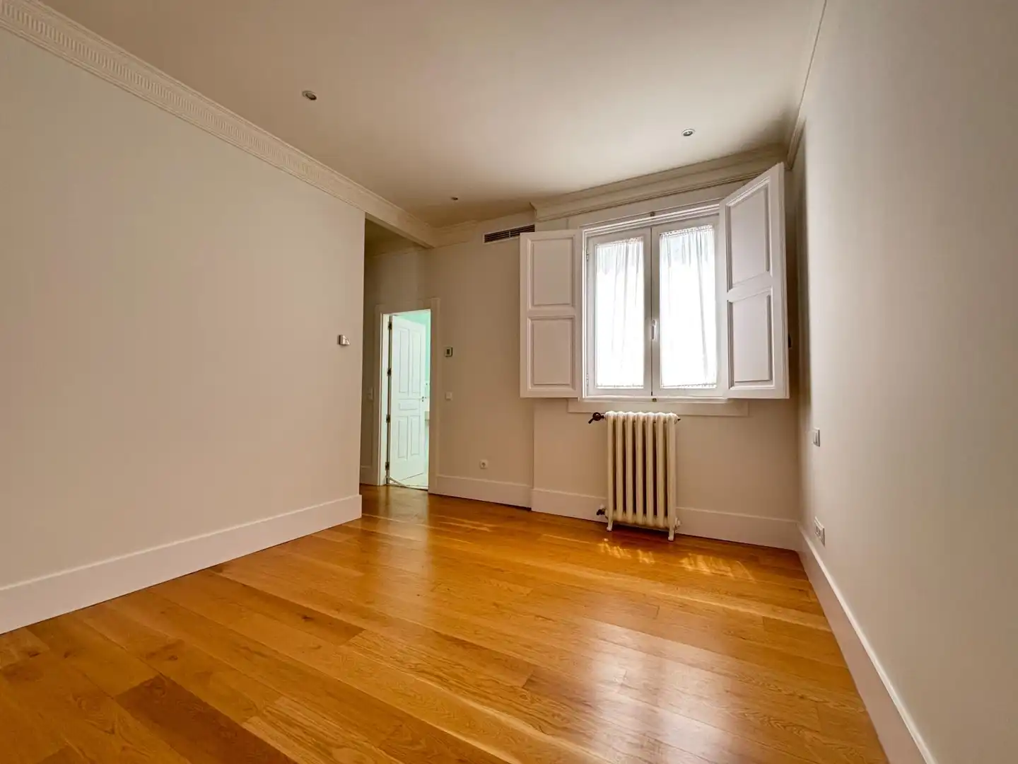 Flat with terrace to rent in Paseo del Prado, imagen 11