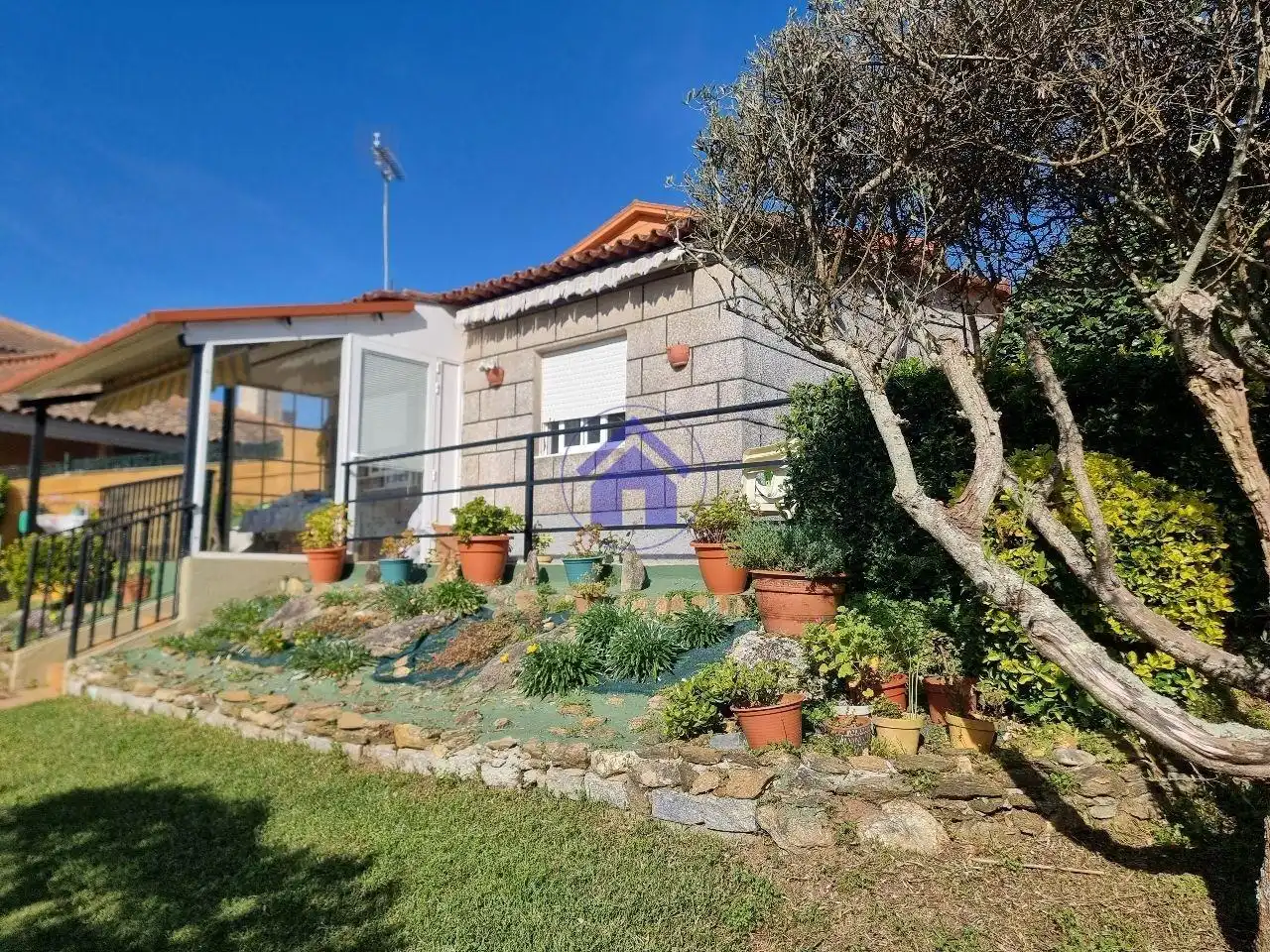 Exterior view of Houses for sale in Nigrán  with Private garden
