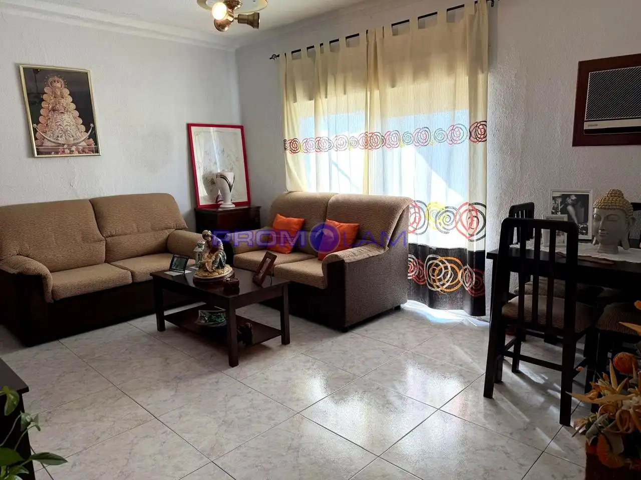 Sala de estar de Piso en venta en San Juan de Aznalfarache con Aire acondicionado y Terraza