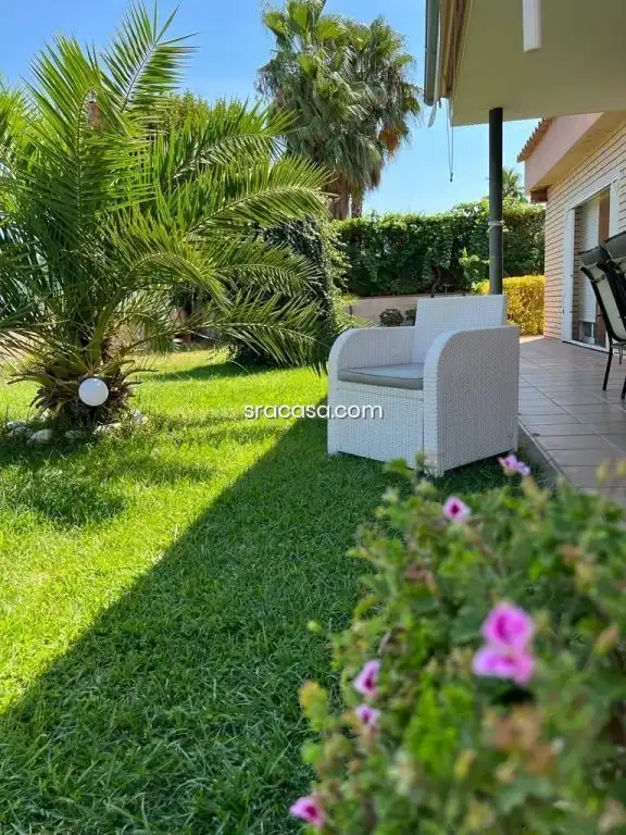 Chalet con piscina en venta en Cabanyes - Mas Ambrós - Mas Pallí