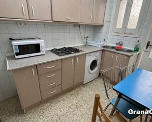 Kitchen of Flat to rent in  Granada Capital  with Air Conditioner, Heating and Furnished