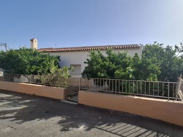 Country house for sale in Turre