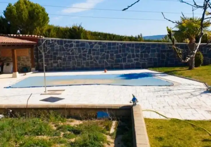 Piscina de Casa o chalet en venta en Villalobón con Calefacción, Jardín privado y Terraza