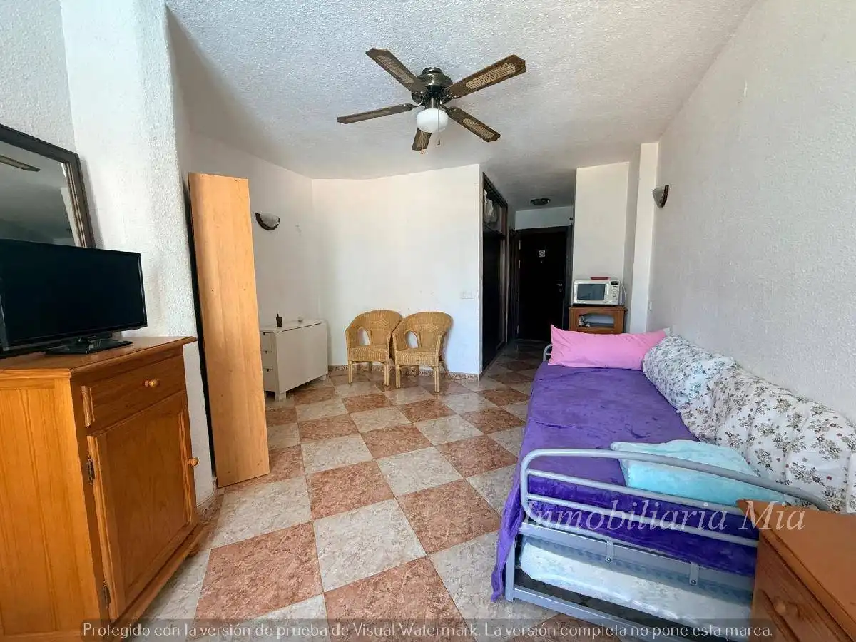 Habitación de Estudio en venta en Torremolinos con Aire acondicionado, Calefacción y Piscina