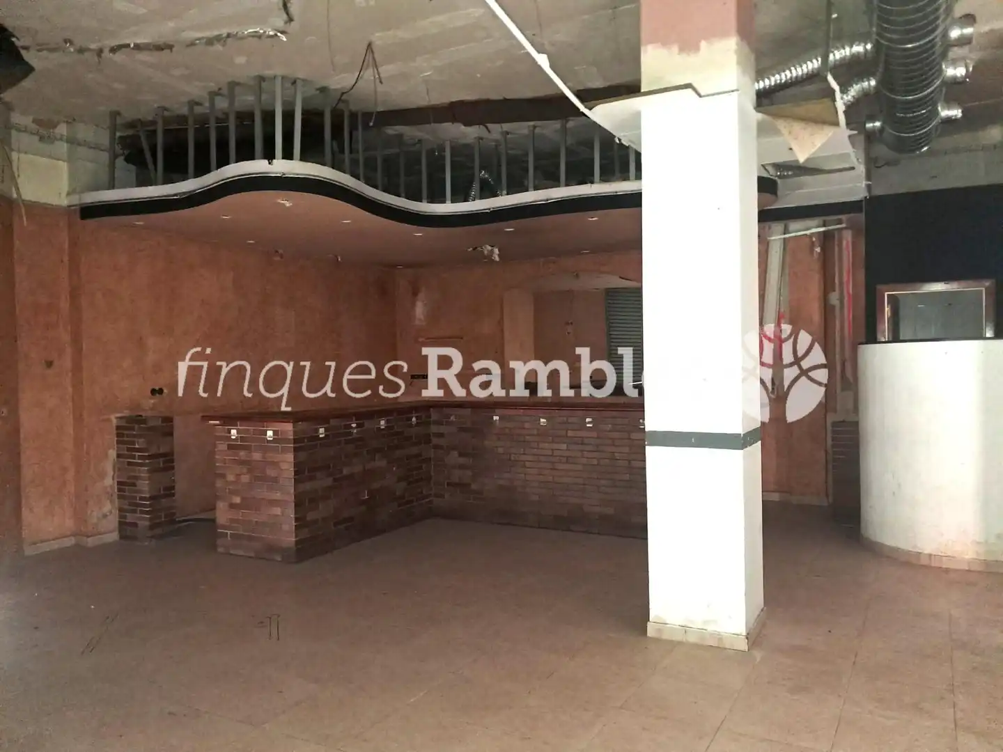 Local comercial en venta en Llevant, imagen 6