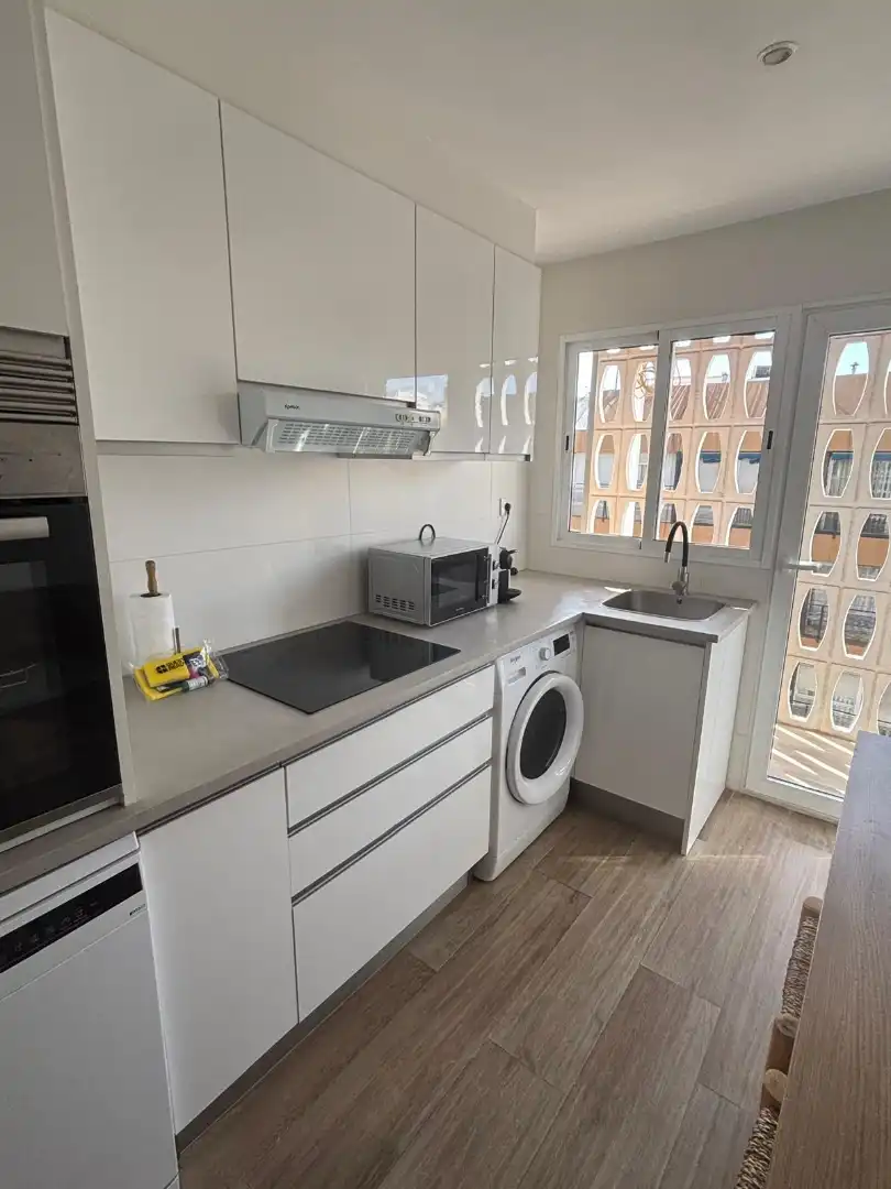 Kitchen of Flat for sale in Valencia  with Air Conditioner, Heating and Terrace