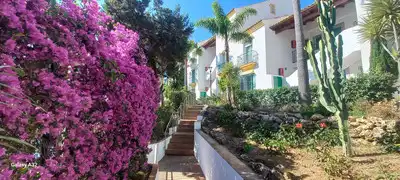 Vista exterior de Àtic en venda en Marbella amb Aire condicionat, Calefacció i Terrassa