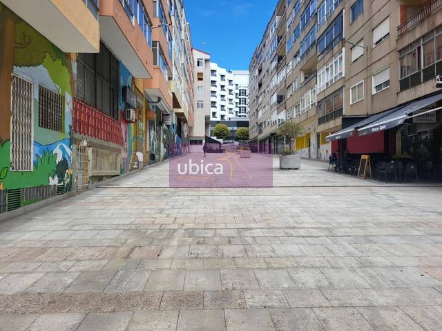 Local comercial en Venta en Praza Independencia