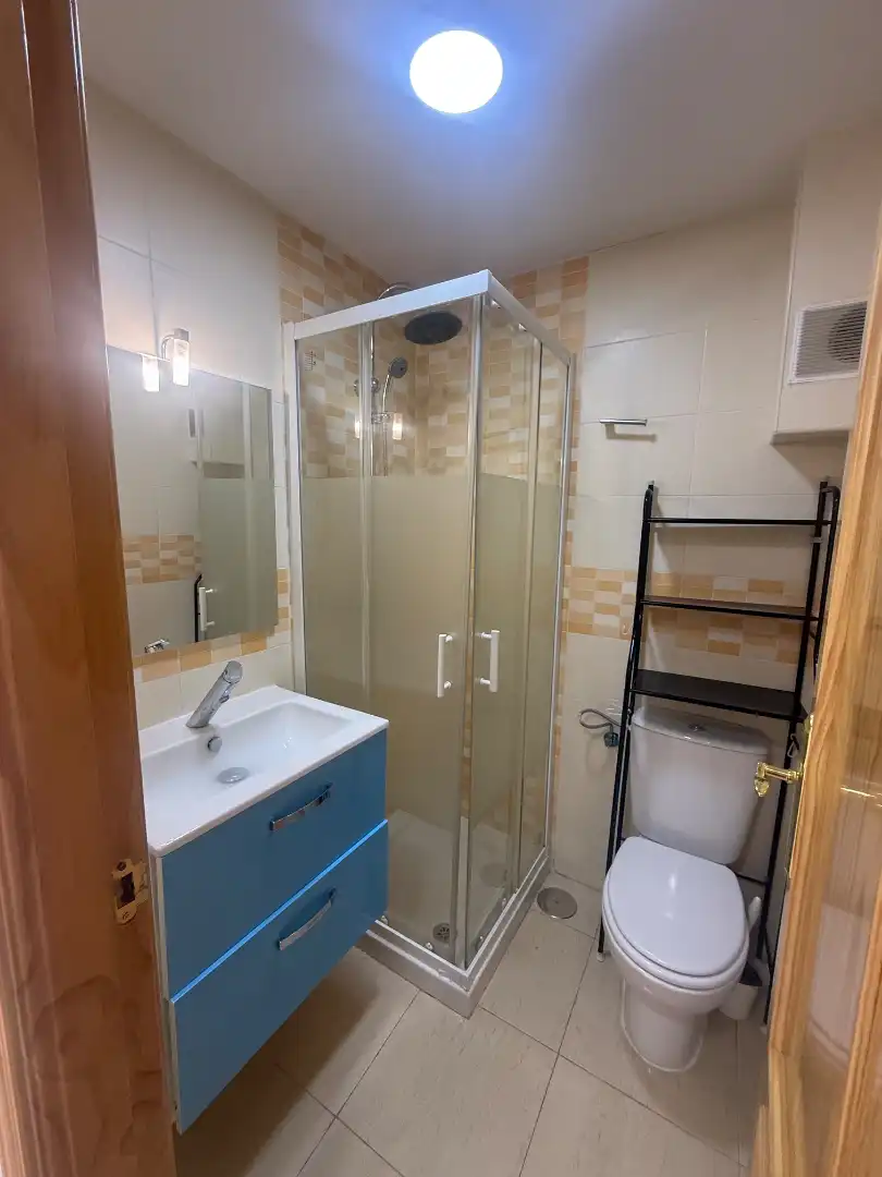 Bathroom of Flat for rent in Pantoja  with Heating, Terrace and Storage room