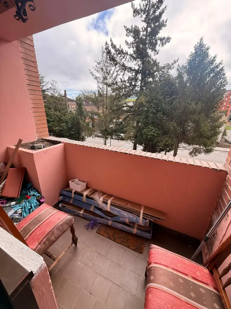 Terrassa de Pis en venda en Oviedo  amb Calefacció i Terrassa