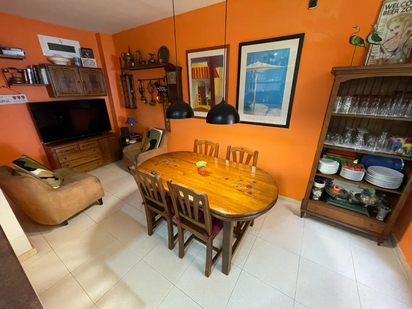 Comedor de Casa adosada en venta en Sitges con Aire acondicionado, Calefacción y Jardín privado