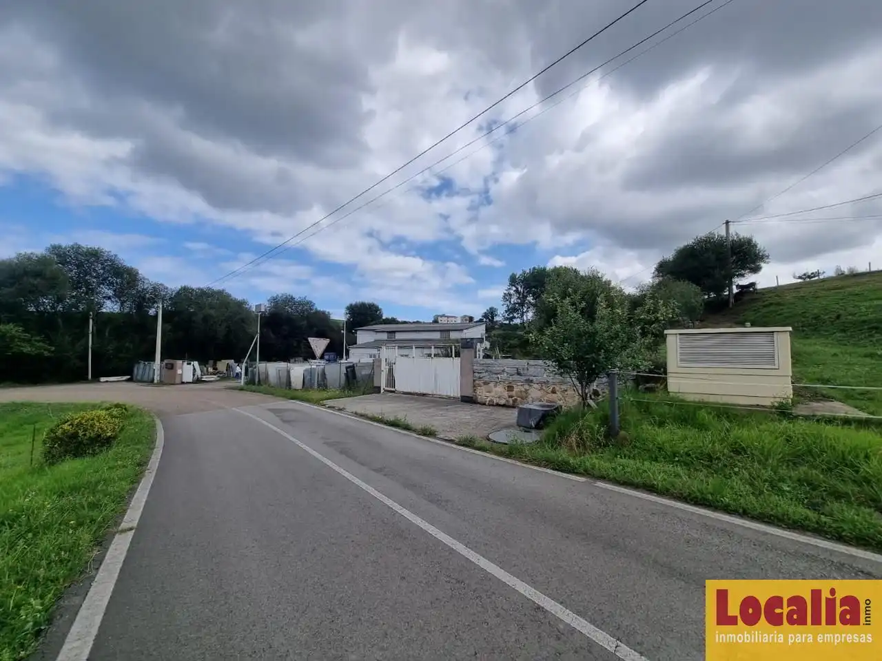 Exterior view of Industrial buildings for sale in Polanco